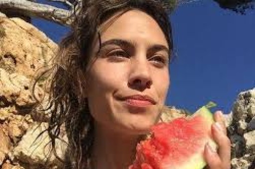 娱乐圈四月大瓜连连!娜扎放话人比角色美全红婵遭网暴报警内幕 娱乐圈四月大瓜连连!娜扎放话人比角色美全红婵遭网暴报警内幕